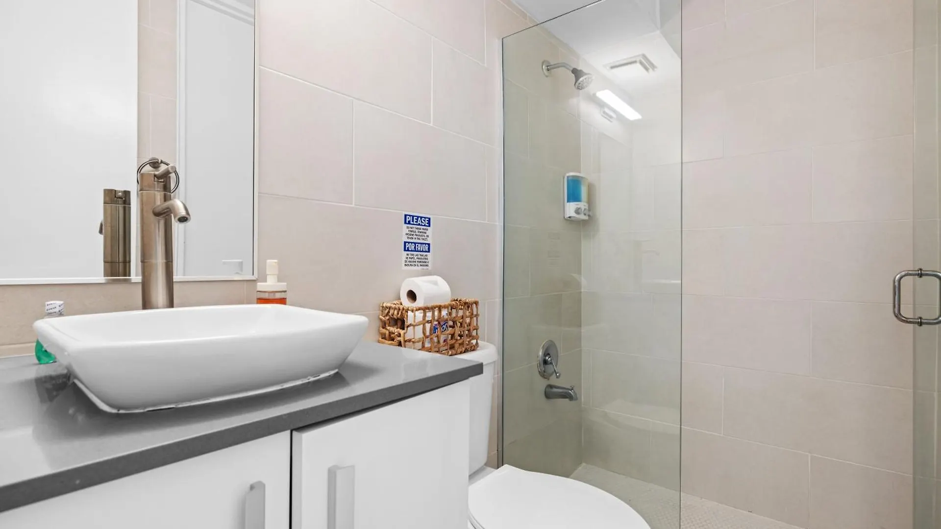 Otium Pool Beach Access San Juan