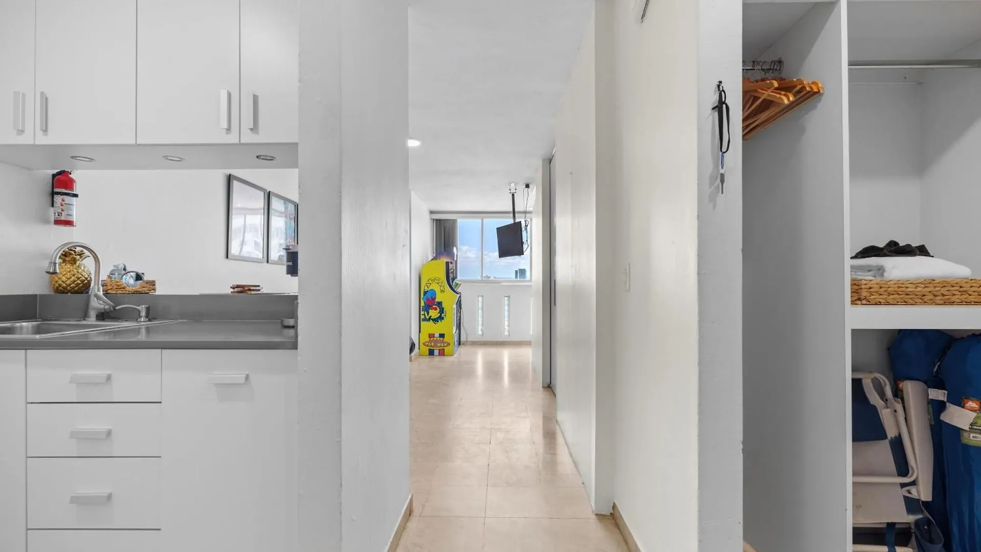 Otium Pool Beach Access San Juan 0*,